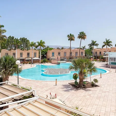 Parque de vacaciones Oasis Club *