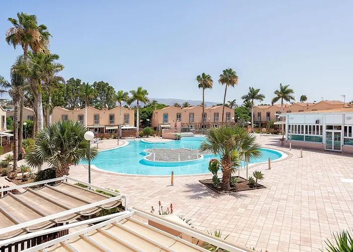 Parco vacanze Oasis Club *